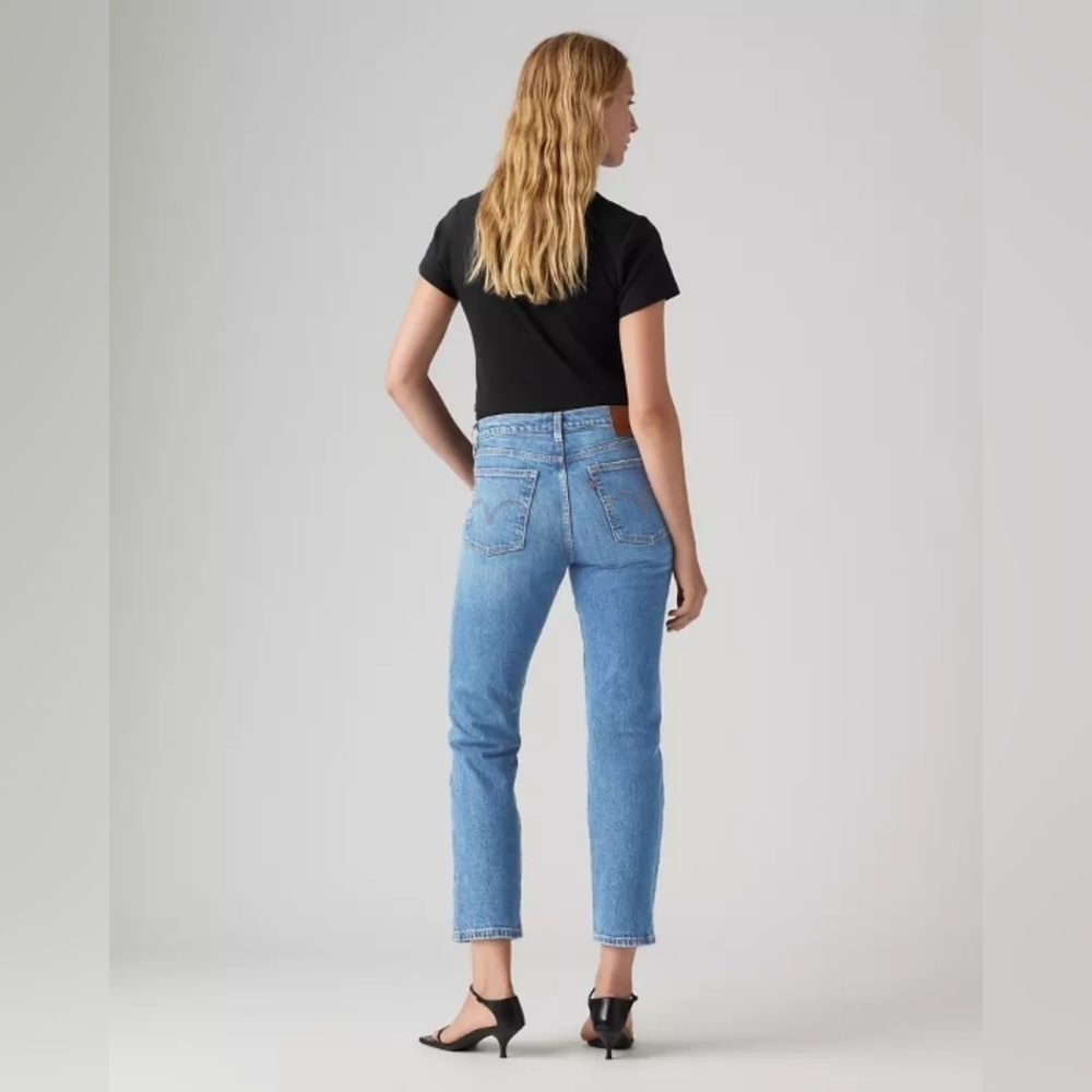 Levi's Premium quality Wedgie Straight Fit jeans sz 29